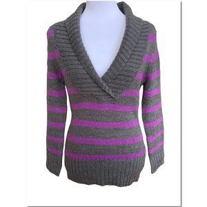 Eddie Bauer V Neck Striped Sweater Size Small New